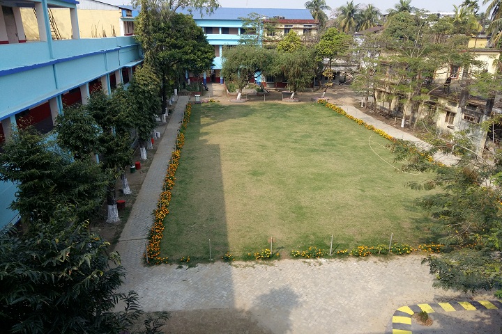 https://cache.careers360.mobi/media/colleges/social-media/media-gallery/18331/2021/2/12/Campus inside view of Cachar College Silchar_Campus-View.jpg
